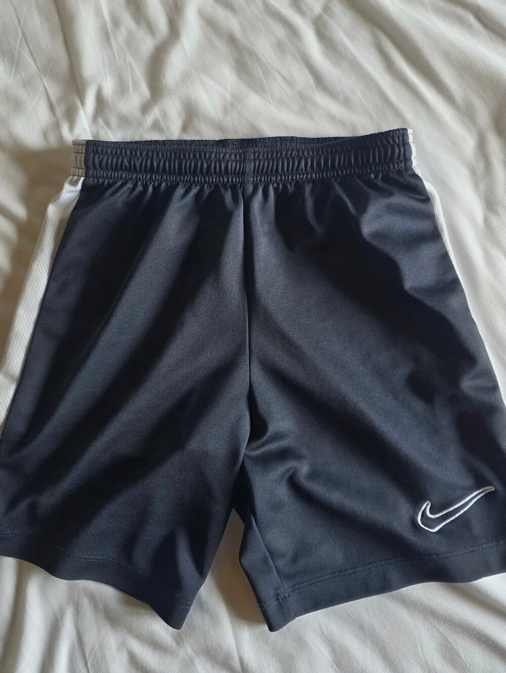 Nike Dri-FIT Academy23 Kids' Soccer Shorts (Black/White/Black/White, DX5476-010)